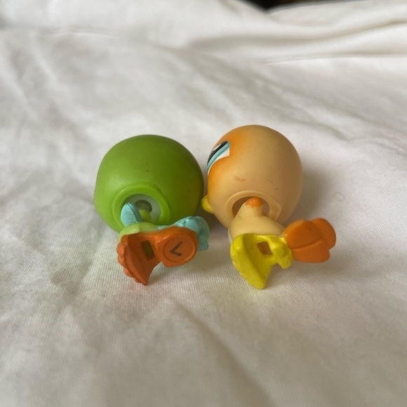 LITTLEST PETSHOP #976 BIRD PINSON and LPS #472 Parakeet with bird nest - Picture 9 of 14